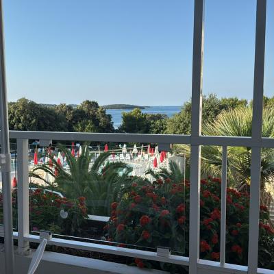 5a5ec427 2870 4d3a 8f93 A781dd1a6b14